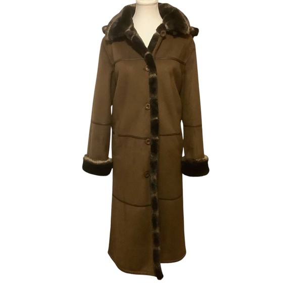 LONDON FOG CHOCOLATE BROWN FULL LENGTH COAT WITH FAUX FUR DETAILS/ Size MP - Picture 2 of 16